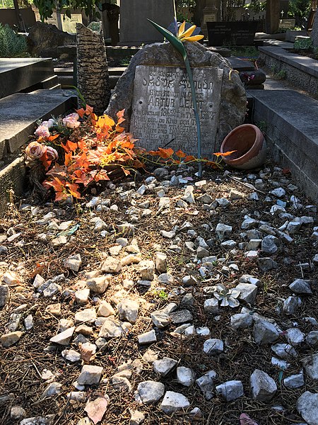 The grave of Arthur Leist in Didube Pantheon on 6 June 2020 (Tbilisi, Georgia). Credit to George Melberg