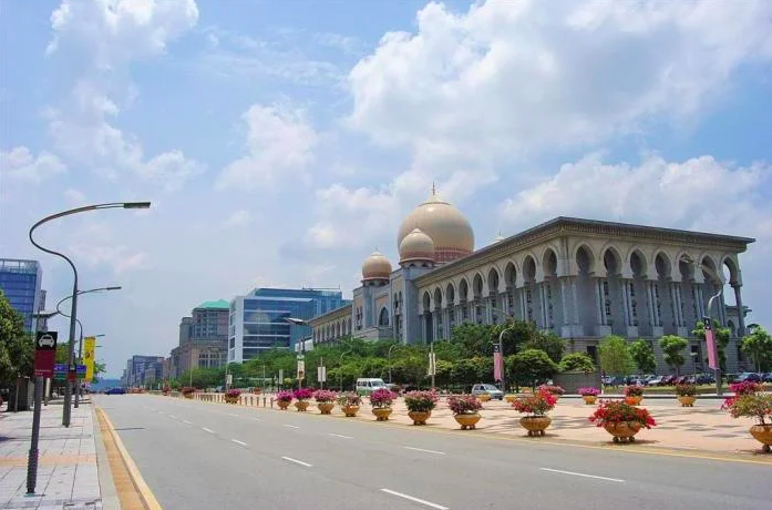 Naypyidaw – Myanmar's New Capital
