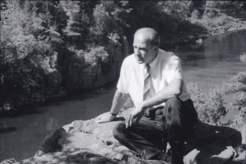 Senator Gaylord Nelson overlooking the St. Croix River between Minnesota and Wisconsin. Credit to Nelson Institute for Environmental Studies