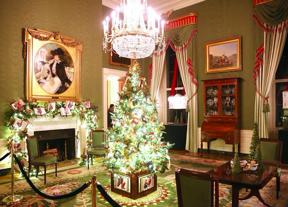 Christmas decorations at the White House on 2 Dec 2019. Credit: Xinhua/Hu Yousong