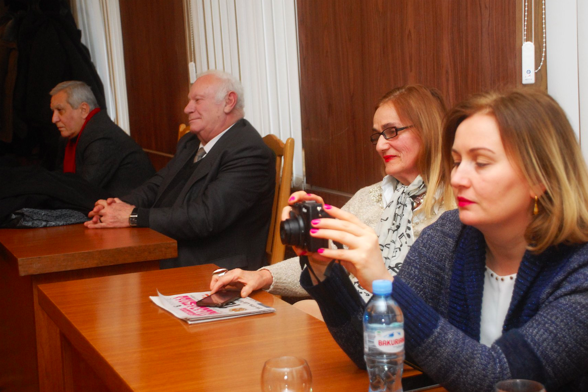 Professor Diana Tkebuchava (C), representing BRAMS Institute, and journalist Rusudan Kobulia (R). Credit: Jemal Kasradze