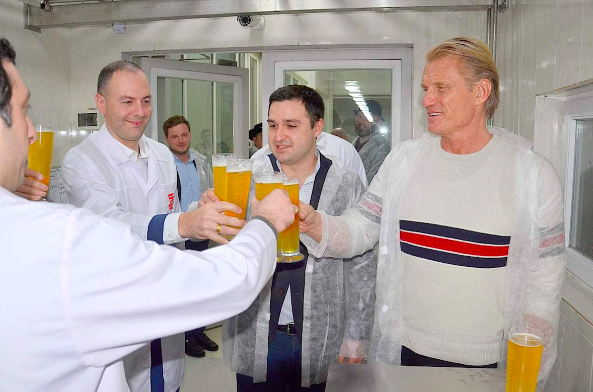 Dolph Lundgren with the Zedazeni management and marketing staff. Credit: Georgian Journal