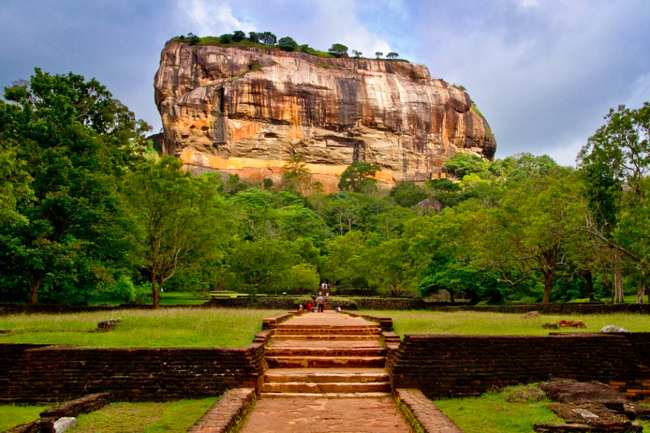 Sigiriya (Lion Rock), near the town of Dambulla, Sri Lanka. Credit: Poswiecie