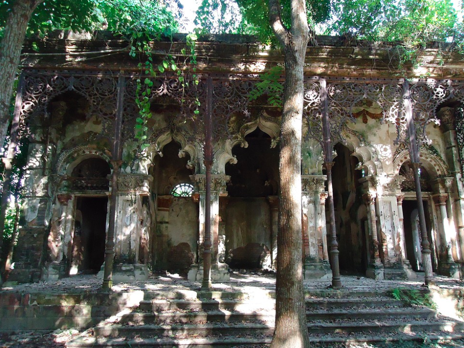 Rajendra Babu's Jomidar Bari