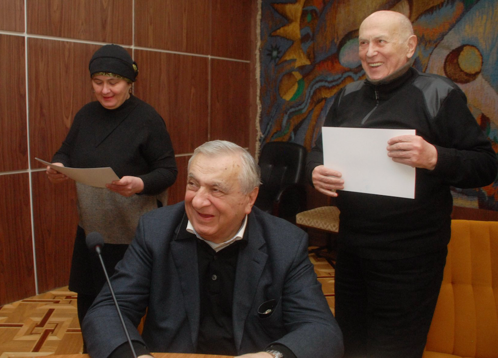Makvala Gonashvili (L) and Guram Gogiashvili (R) together with Roin Metreveli (C). Credit: Jemal Kasradze