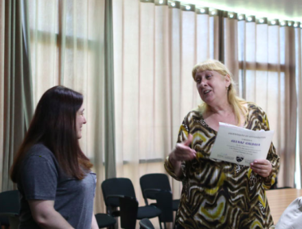 Professor Maia Nadareishvili (L) hands the Certificate and promo souvenirs&nbsp;to Professor Guliko Galdava (R), Vice President of GRUni. Credit to Mari Moseshvili/BRAMS