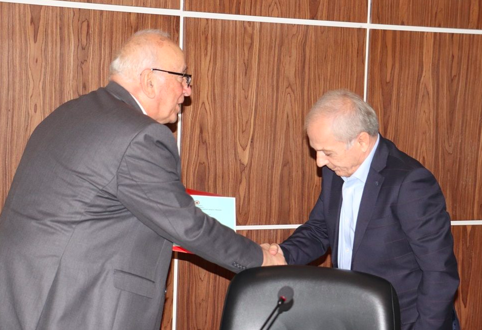 Academician George Kvesitadze (L) and Professor Shengeli Pitskhelauri (R) at the GACS Autumn session 2021. Credit to Alexander Unapkoshvili/GNAS