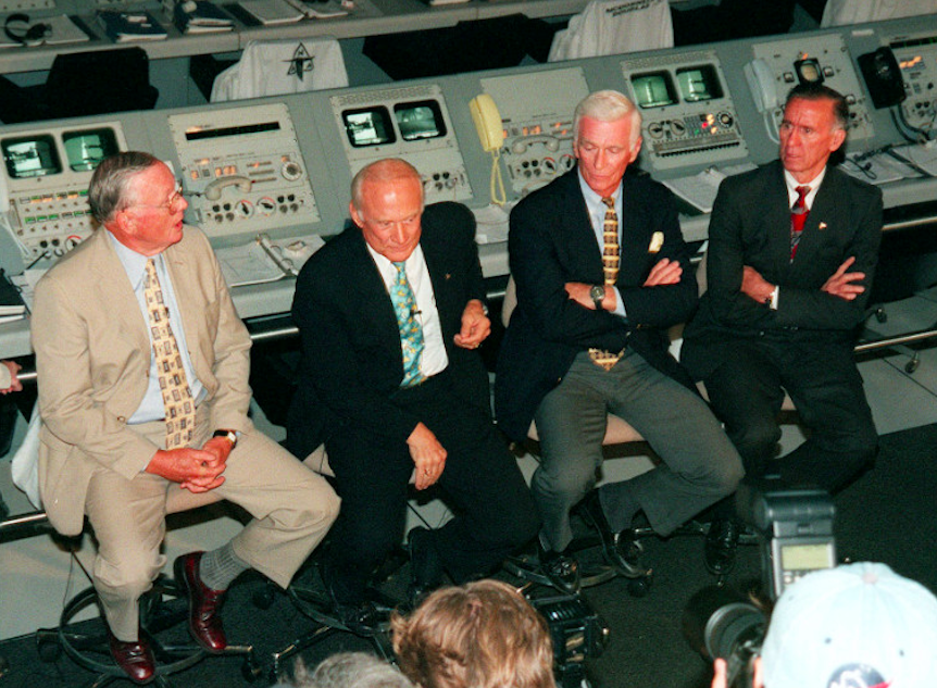 Former Apollo astronauts – Neil Armstrong, Buzz Aldrin, Gene Cernan, and Walt Cunningham – meet with the media at the Saturn V Centre prior to a 30th-anniversary banquet, on 16th July 1999. Credit: CNN