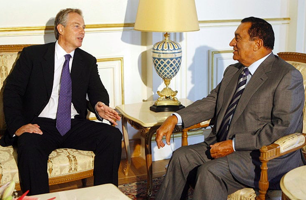 Mubarak (R) meets Tony Blair (L) in his role as Middle East peace envoy, 4 September 2007. Credit to Khaled Desouki/AFP/Getty Images