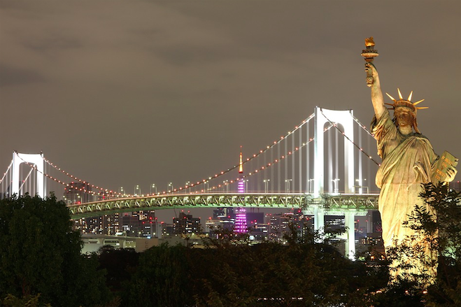 Statue of Liberty & Brooklyn Bridge
