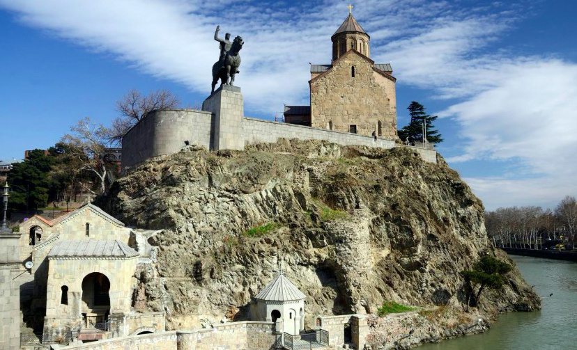 Monument of King Vakhtang Gorgasali (1967) on Metekhi Plateau, by sculptor Elguja Amashukeli. Credit: City Kvira
