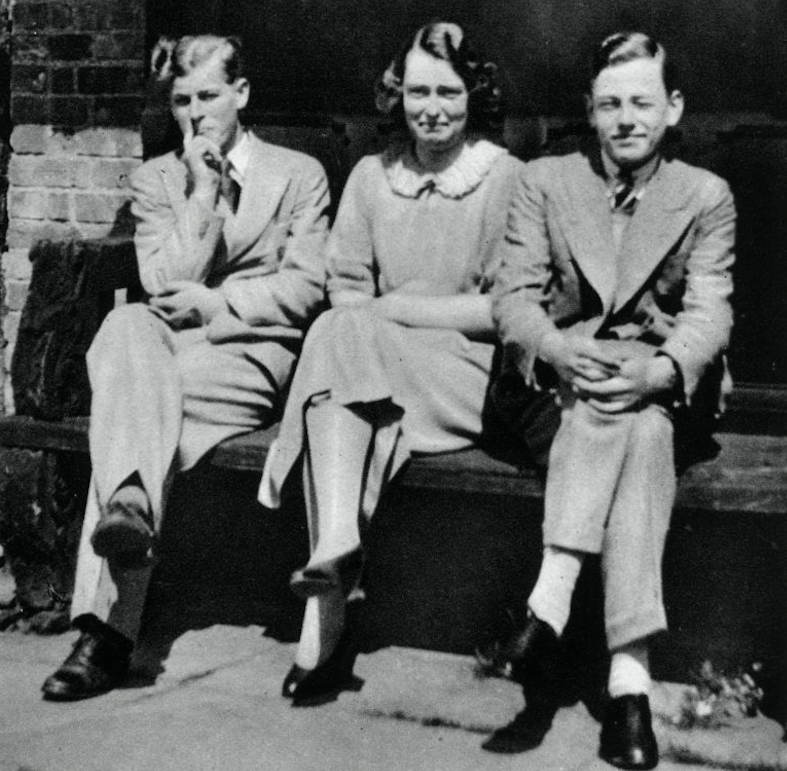 15-year-old Philip with his cousins, Lady Tatiana Mountbatten and David, Earl of Medina; living in the UK with the Mountbatten family. Credit: Reader's Digest/Historia/Shutterstock