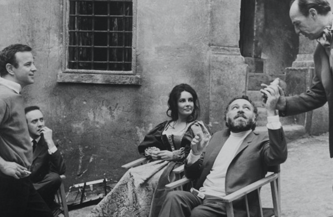 Franco Zeffirelli with the cast of "The Taming of the Shrew" (1967). Credit: Adre Sky Italia