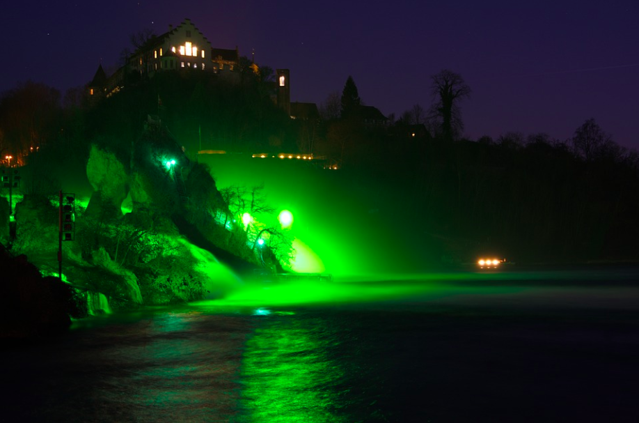 Green waterfall, Rhine Falls (2017)