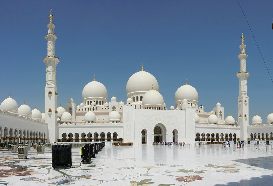 Sheikh Zayed Grand Mosque in Abu Dhabi, UAE