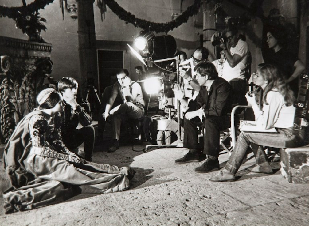A break during the filming Romeo and Juliet by Franco Zeffirelli. Credit: Genni/Tuscany Holiday rent