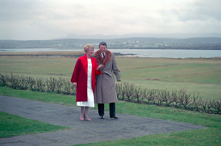The World’s First Female Elected President Vigdis Finnbogadottir of Iceland with US President Ronald Reagan during his trip to Iceland for the Reykjavik Summit on 10 October 1986. Credit to Ronald Reagan Presidential Library.