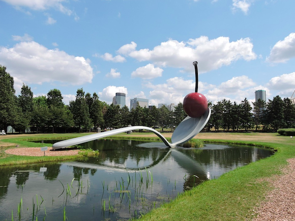 Spoonbridge and Cherry (1980s), Minneapolis